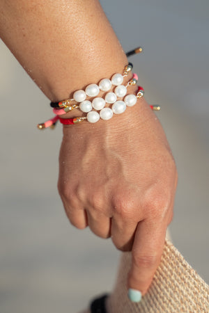 White pearls bracelets