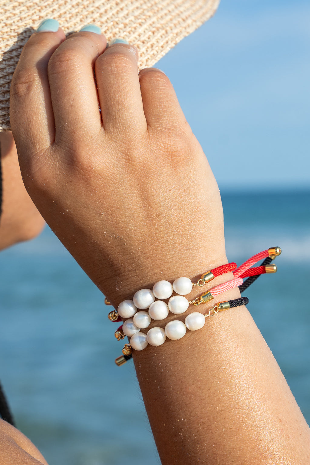 White pearls bracelets